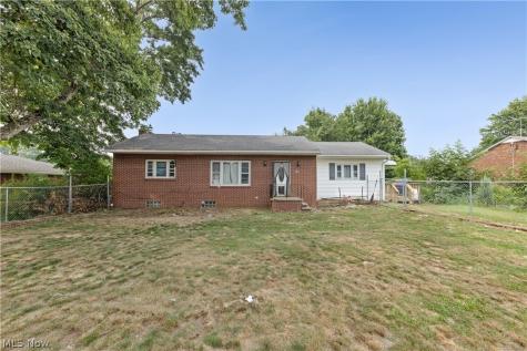 121 E Ralston Avenue Akron OH 44301
