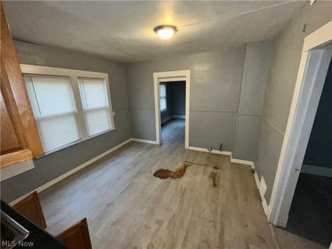 6538 Newman Avenue Cleveland OH 44127