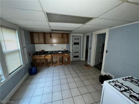6538 Newman Avenue Cleveland OH 44127