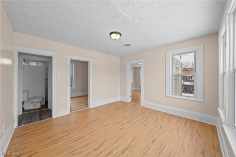 3325 W 98th Street Cleveland OH 44102