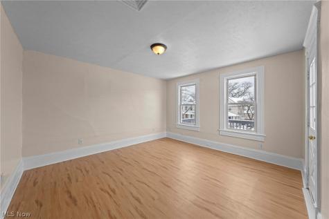 3325 W 98th Street Cleveland OH 44102