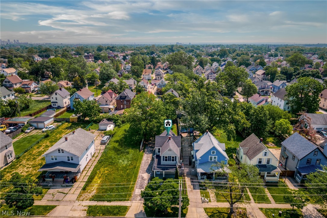 3325 W 98th Street Cleveland OH 44102