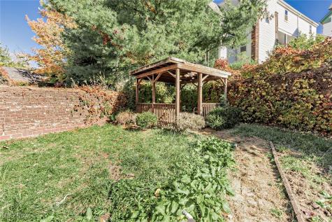 1975 E 124th Place Cleveland OH 44106