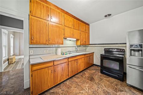 7224 Burridge Avenue Mentor OH 44060