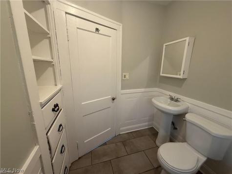 3241 Kildare Road Cleveland Heights OH 44118