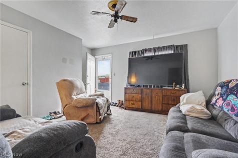 639 Fulmer Avenue Akron OH 44312