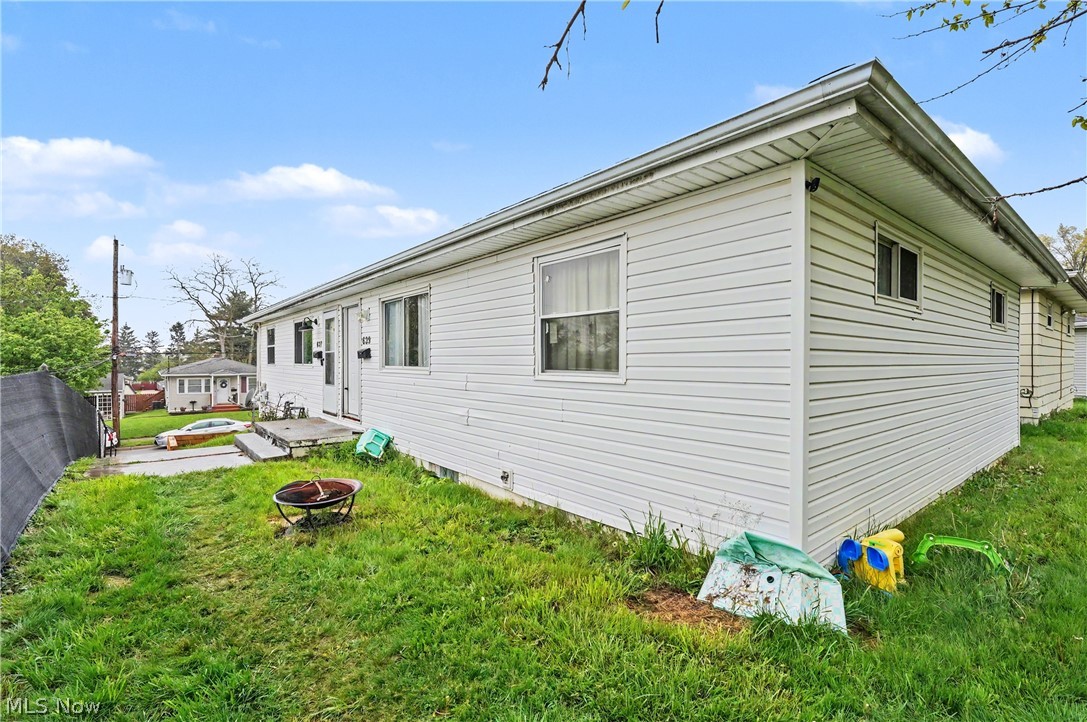 639 Fulmer Avenue Akron OH 44312