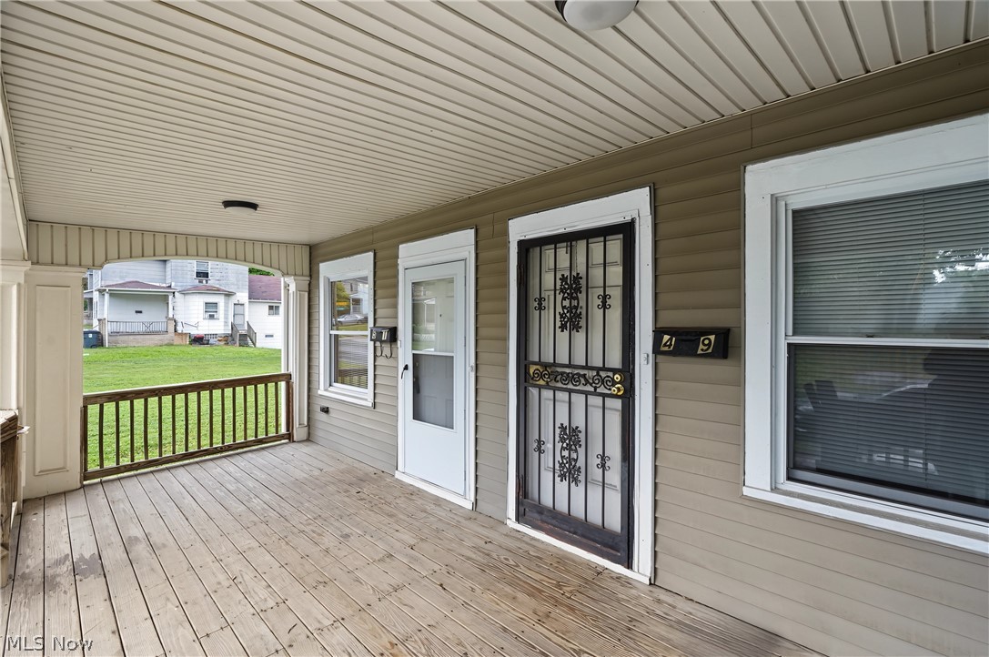 49 & 51 N Valley Street Akron OH 44303