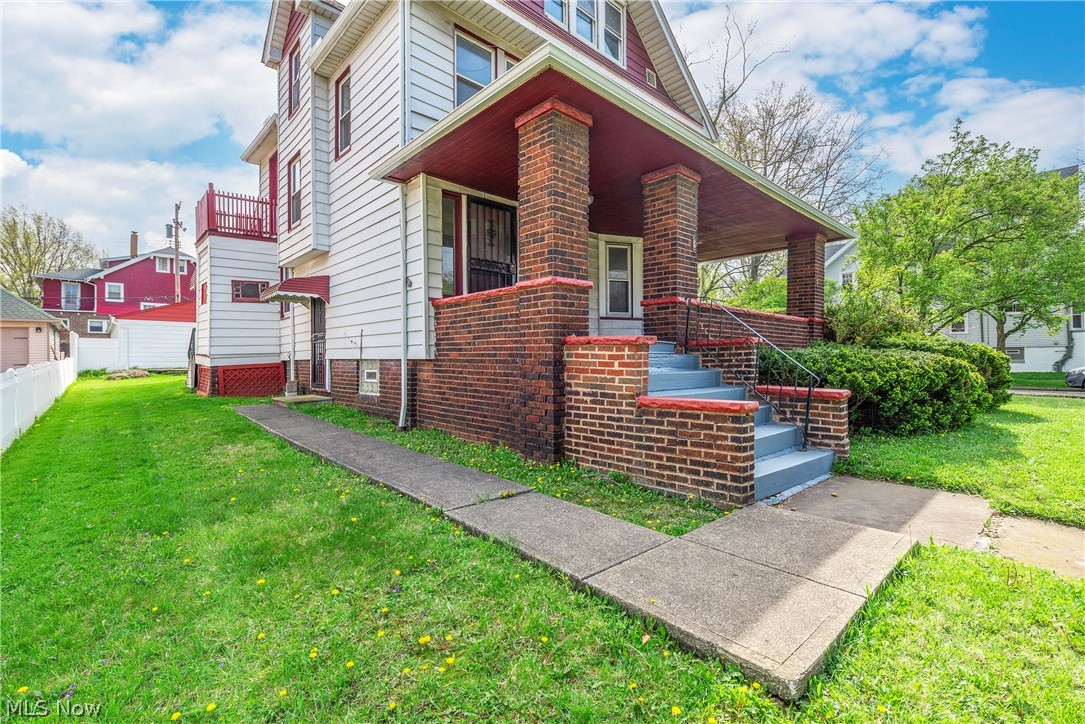 1671 Lee Road Cleveland Heights OH 44118