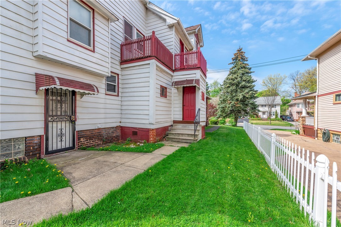 1671 Lee Road Cleveland Heights OH 44118