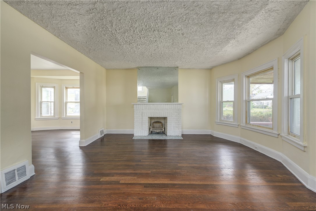 1671 Lee Road Cleveland Heights OH 44118