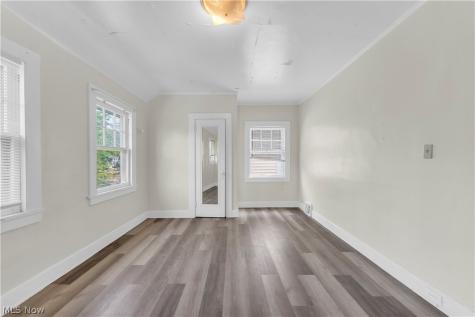 3208 Euclid Heights Boulevard Cleveland Heights OH 44118