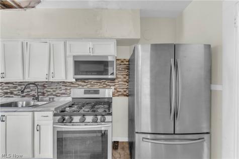 3208 Euclid Heights Boulevard Cleveland Heights OH 44118