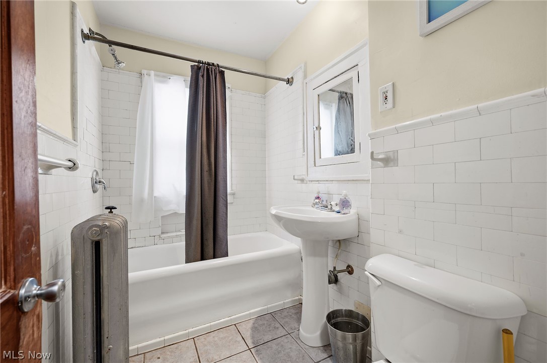 2834 Ludlow Road Cleveland OH 44120
