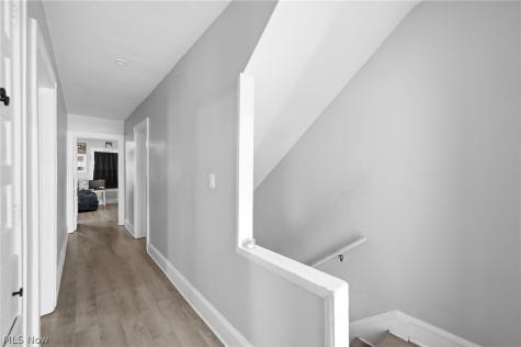 2834 Ludlow Road Cleveland OH 44120