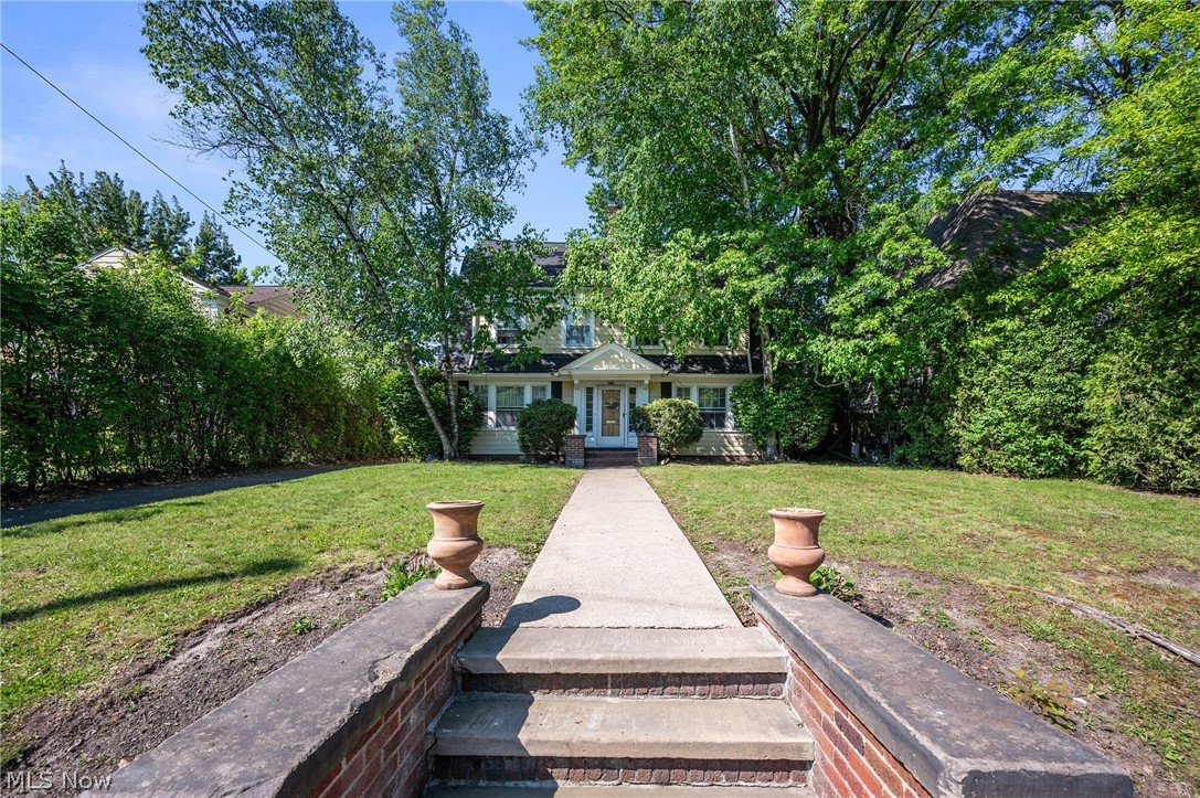 2834 Ludlow Road Cleveland OH 44120