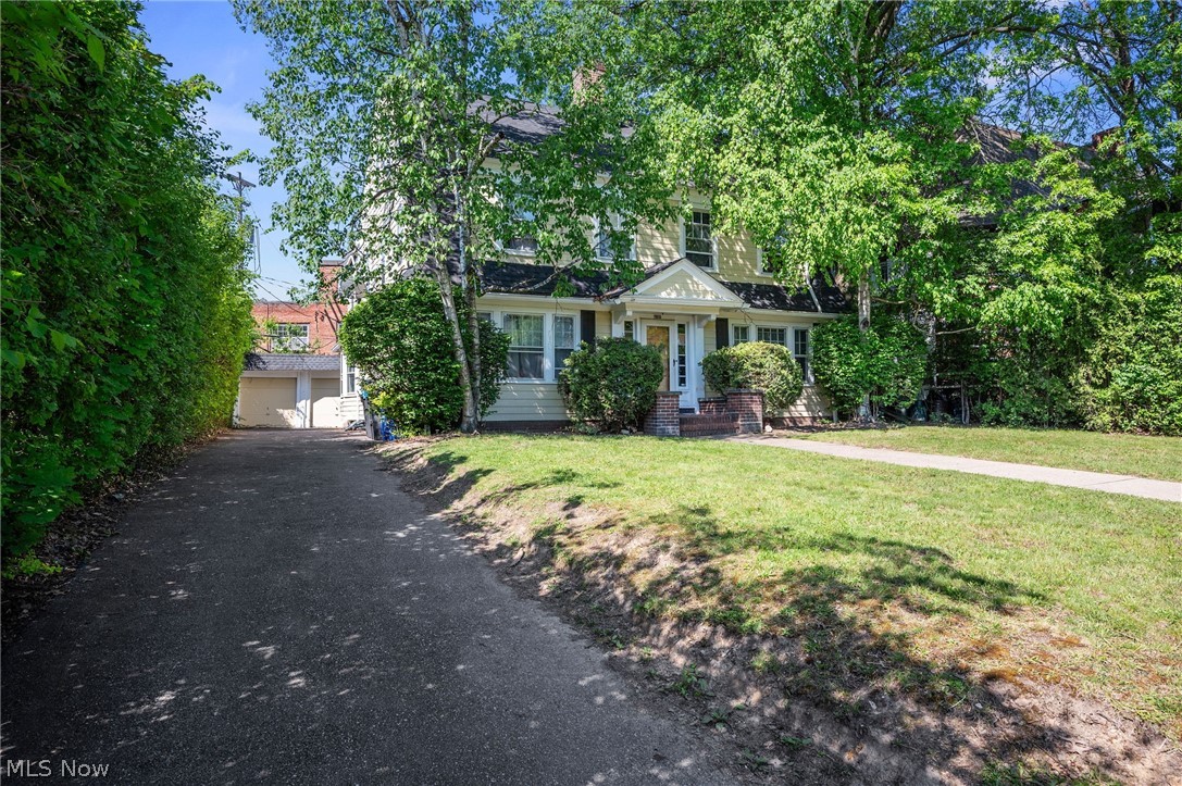 2834 Ludlow Road Cleveland OH 44120