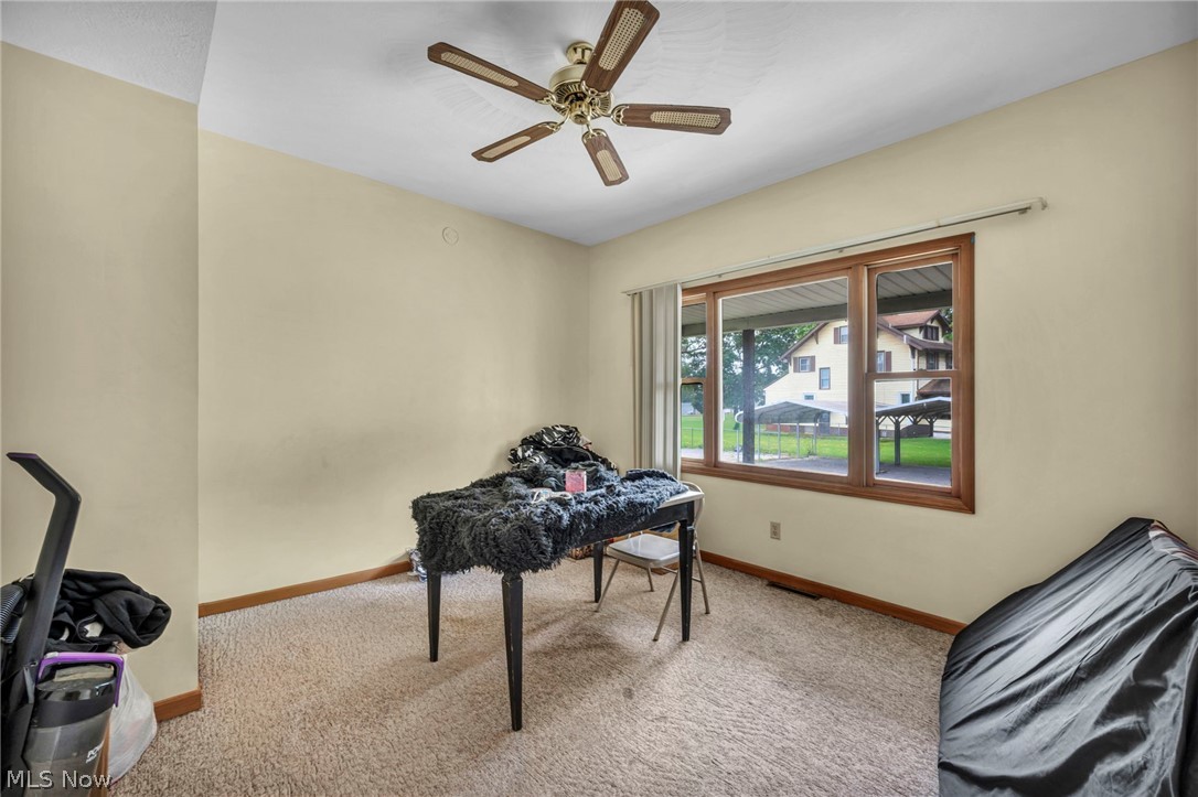 1202 Lawrence Road NE Canton OH 44705