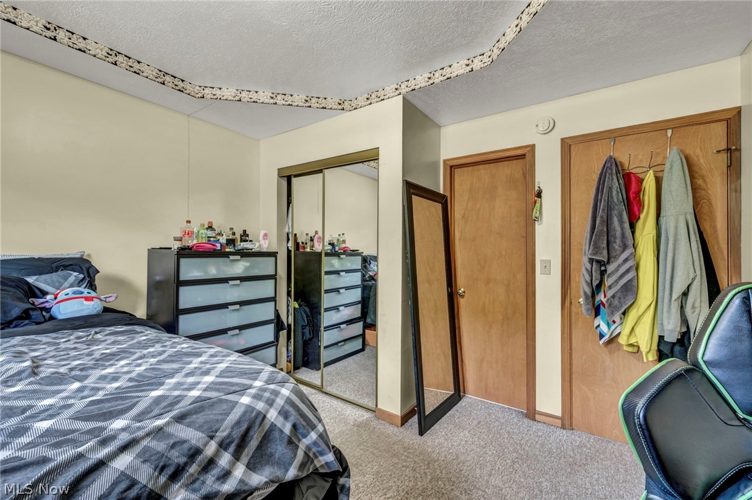 1202 Lawrence Road NE Canton OH 44705