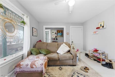 2161 Carabel Avenue Lakewood OH 44107