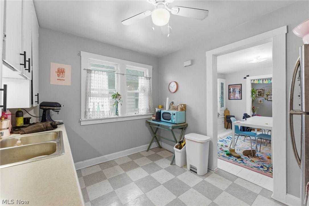 2161 Carabel Avenue Lakewood OH 44107