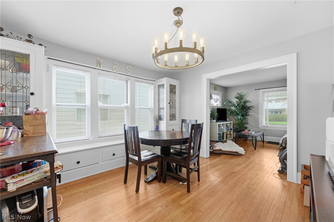 2161 Carabel Avenue Lakewood OH 44107