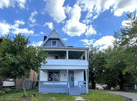 1516 Pennsylvania Avenue Steubenville OH 43952