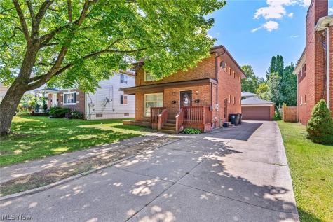 1768-1770 Liberty Drive Akron OH 44313