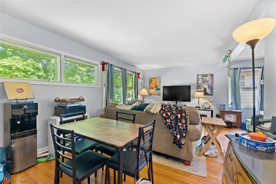 1768-1770 Liberty Drive Akron OH 44313