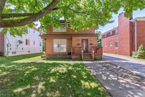 1768-1770 Liberty Drive Akron OH 44313