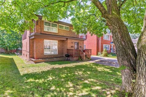1768-1770 Liberty Drive Akron OH 44313