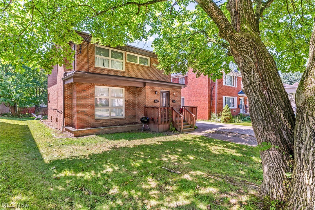1768-1770 Liberty Drive Akron OH 44313