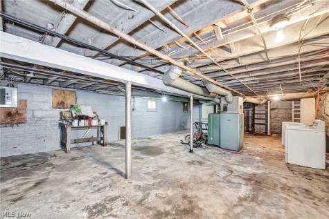 3468 W 62nd Street Cleveland OH 44102