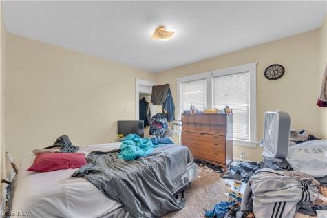 1108 E 143rd Street Cleveland OH 44110