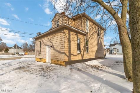 1702 Lexington Avenue Lorain OH 44052