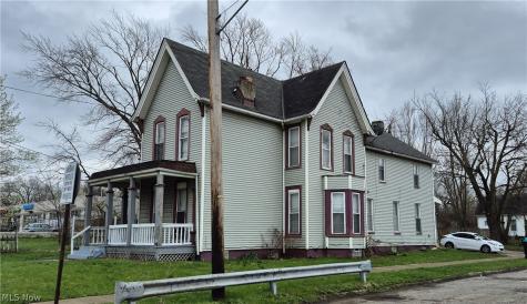 7202 Harvard Avenue Cleveland OH 44105
