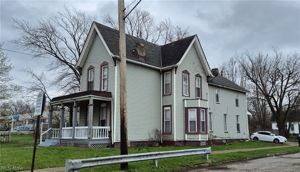 7202 Harvard Avenue Cleveland OH 44105
