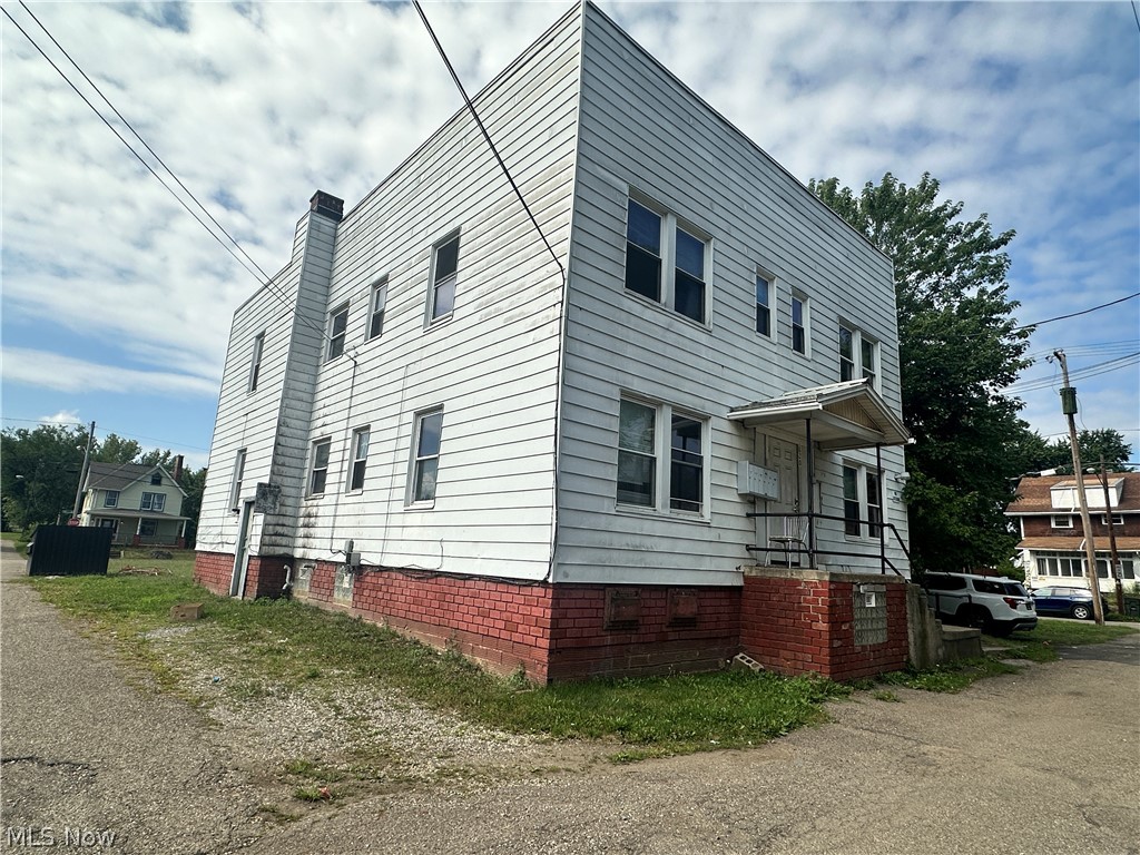 820 Richard Place NW Canton OH 44703