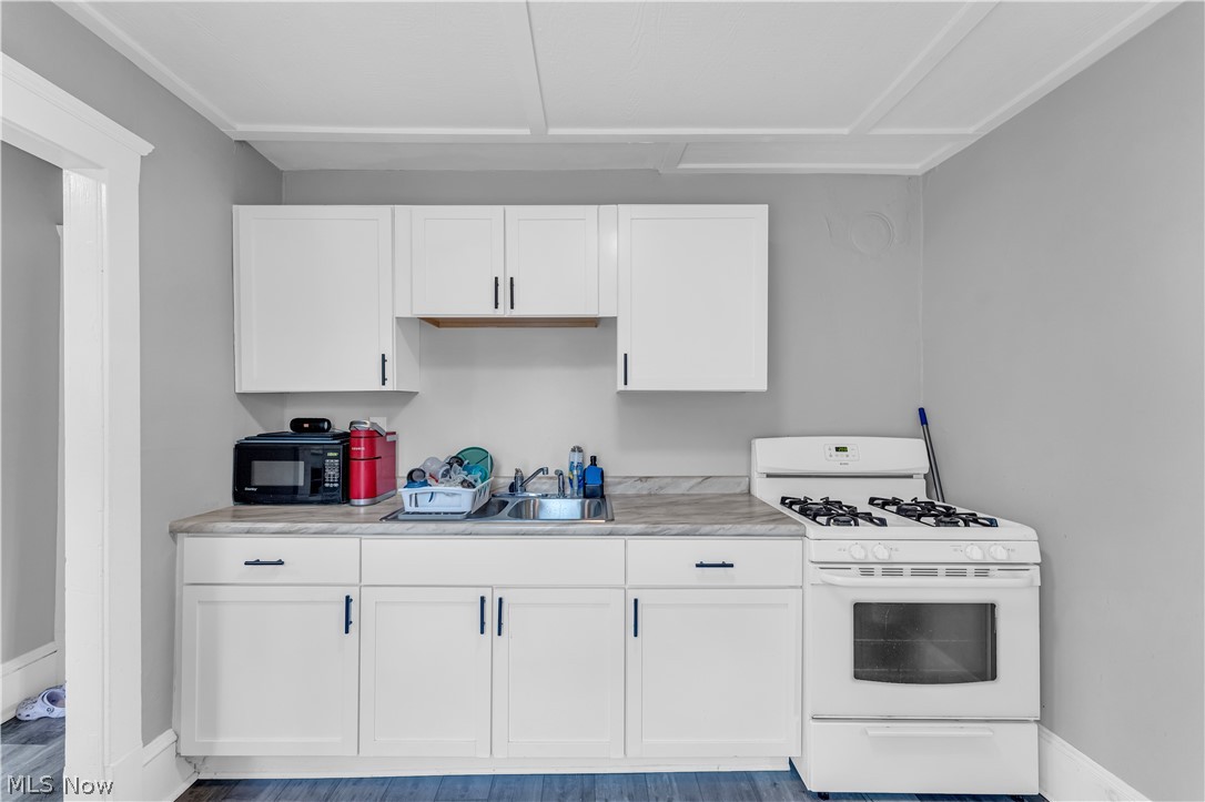 7408 Dudley Avenue Cleveland OH 44102