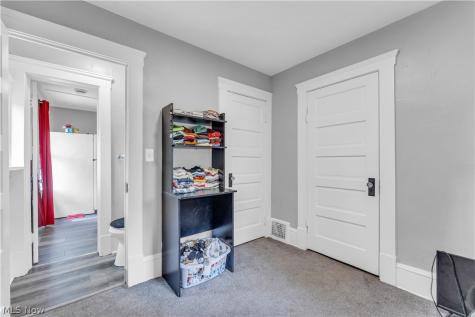 7408 Dudley Avenue Cleveland OH 44102