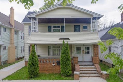 2215 Eldred Avenue Lakewood OH 44107