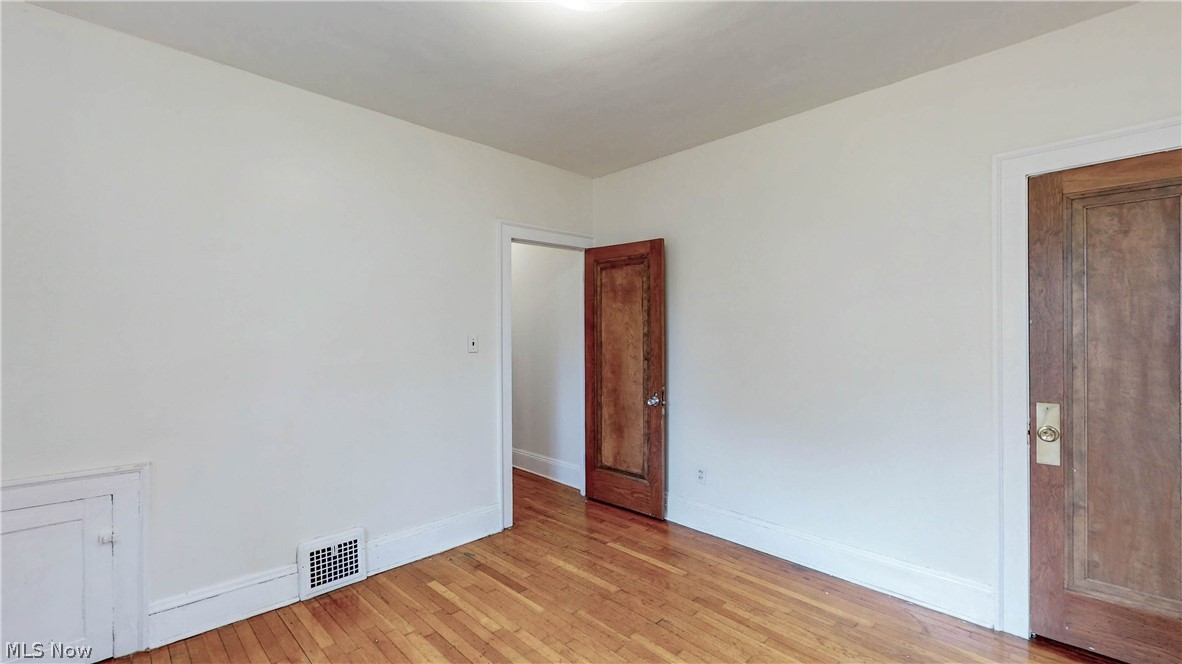 2215 Eldred Avenue Lakewood OH 44107