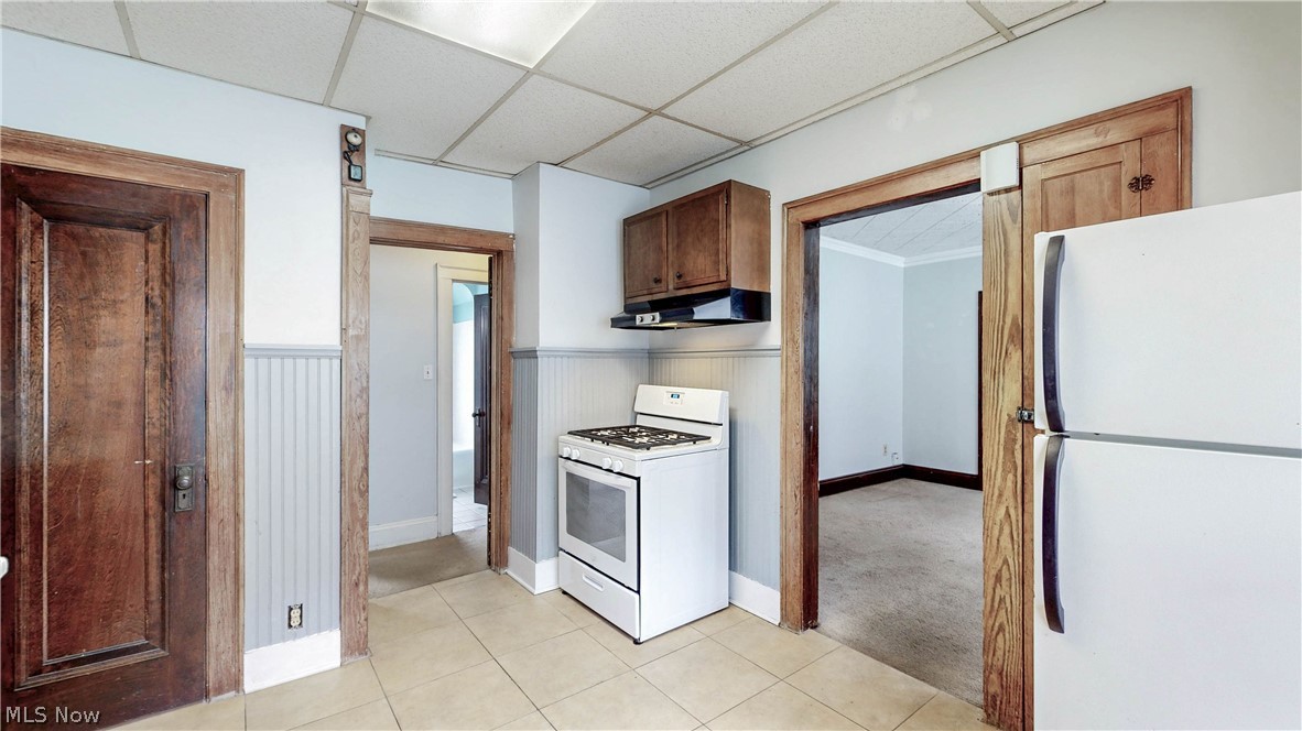 2215 Eldred Avenue Lakewood OH 44107