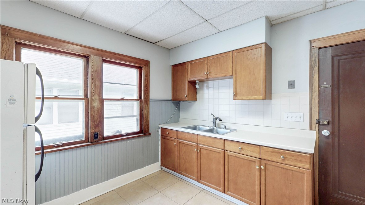 2215 Eldred Avenue Lakewood OH 44107