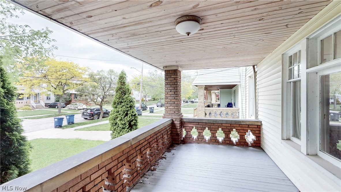 2215 Eldred Avenue Lakewood OH 44107