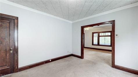 2215 Eldred Avenue Lakewood OH 44107