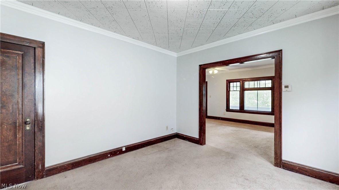 2215 Eldred Avenue Lakewood OH 44107