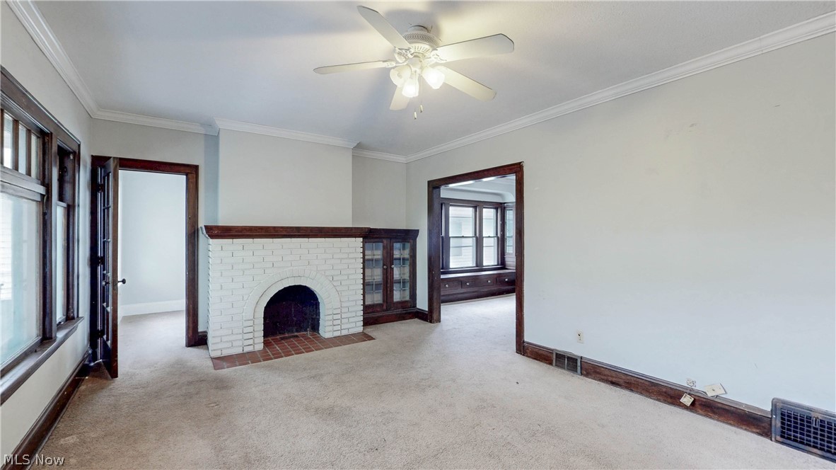 2215 Eldred Avenue Lakewood OH 44107