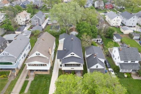 2215 Eldred Avenue Lakewood OH 44107