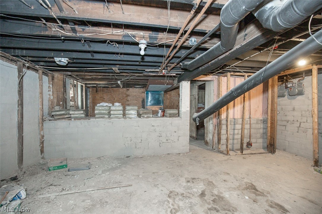 13819 Northfield Avenue East Cleveland OH 44112